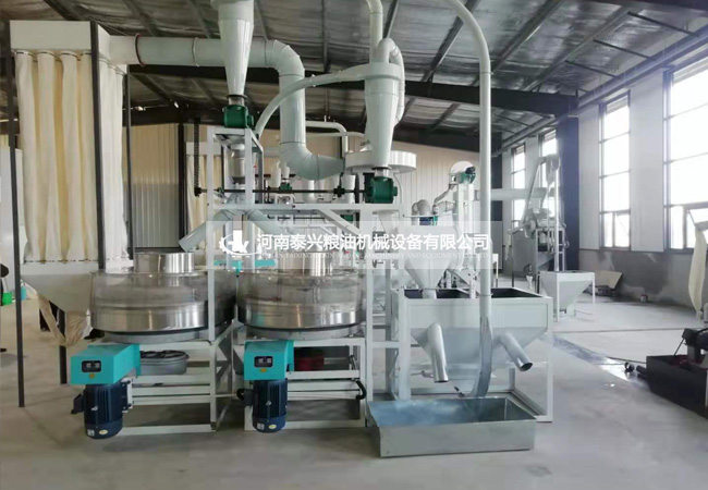 河南衡水2組石磨面粉機安裝案例